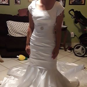 White dress brand new